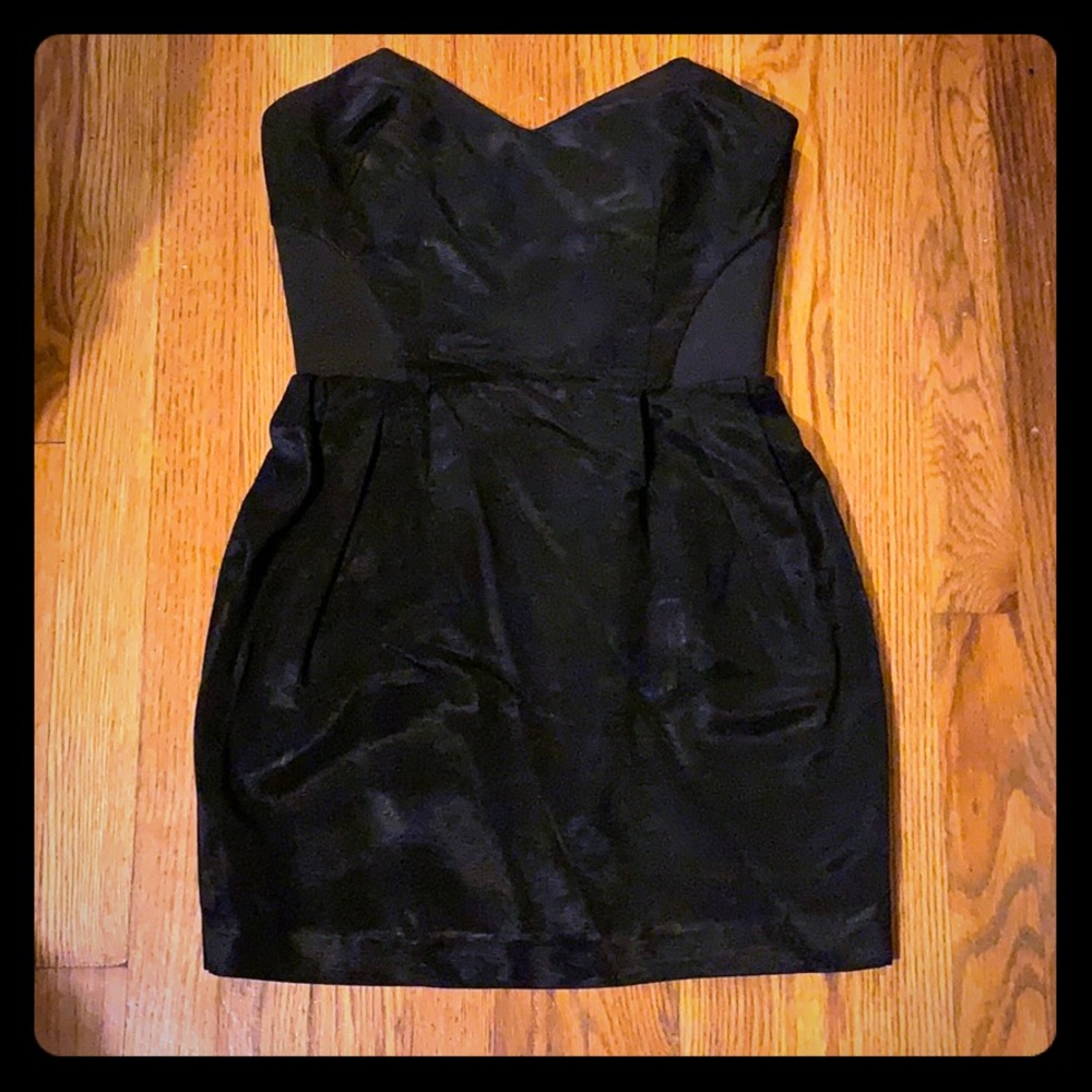 Elizabeth and James cocktail dress